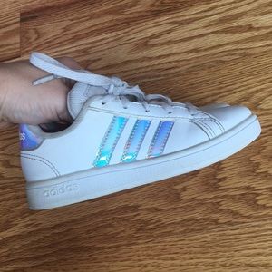 Adidas Girls Size 11